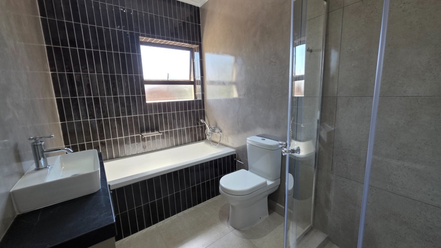 3 Bedroom Property for Sale in Hartenbos Central Western Cape